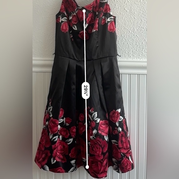 White House Black Market Red & Black Floral Dress | Wedding | Party | NWT - Picture 6 of 8